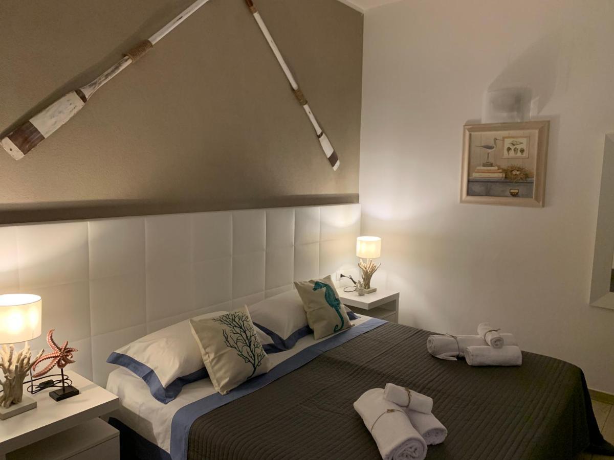 Aquarama Rooms & Apartments Torre Squillace Экстерьер фото